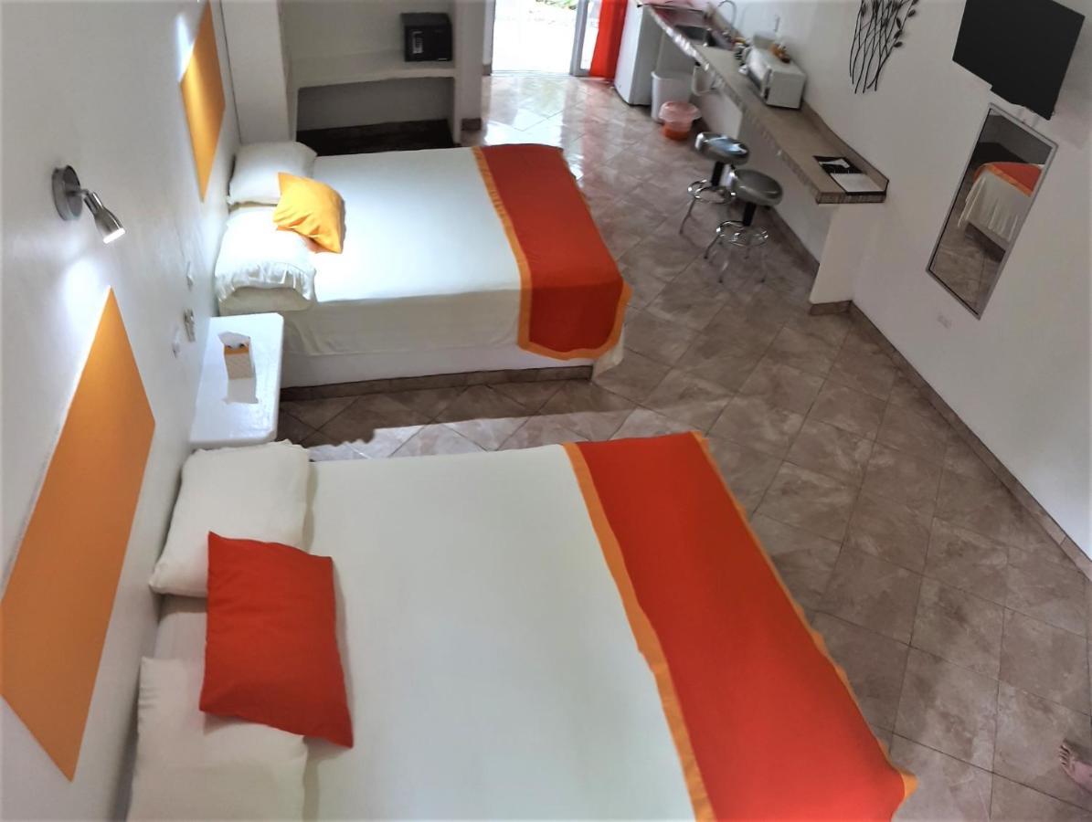 Tropical Paradise Bungalows Pital  Экстерьер фото
