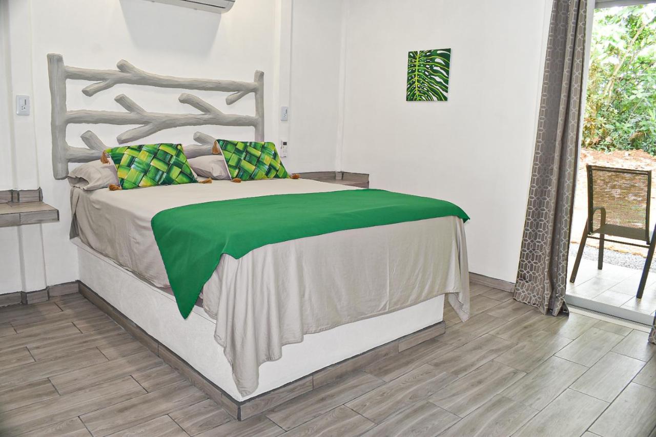 Tropical Paradise Bungalows Pital  Экстерьер фото